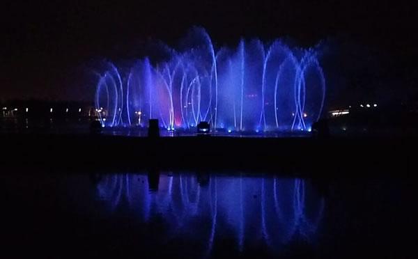月牙岛音乐喷泉